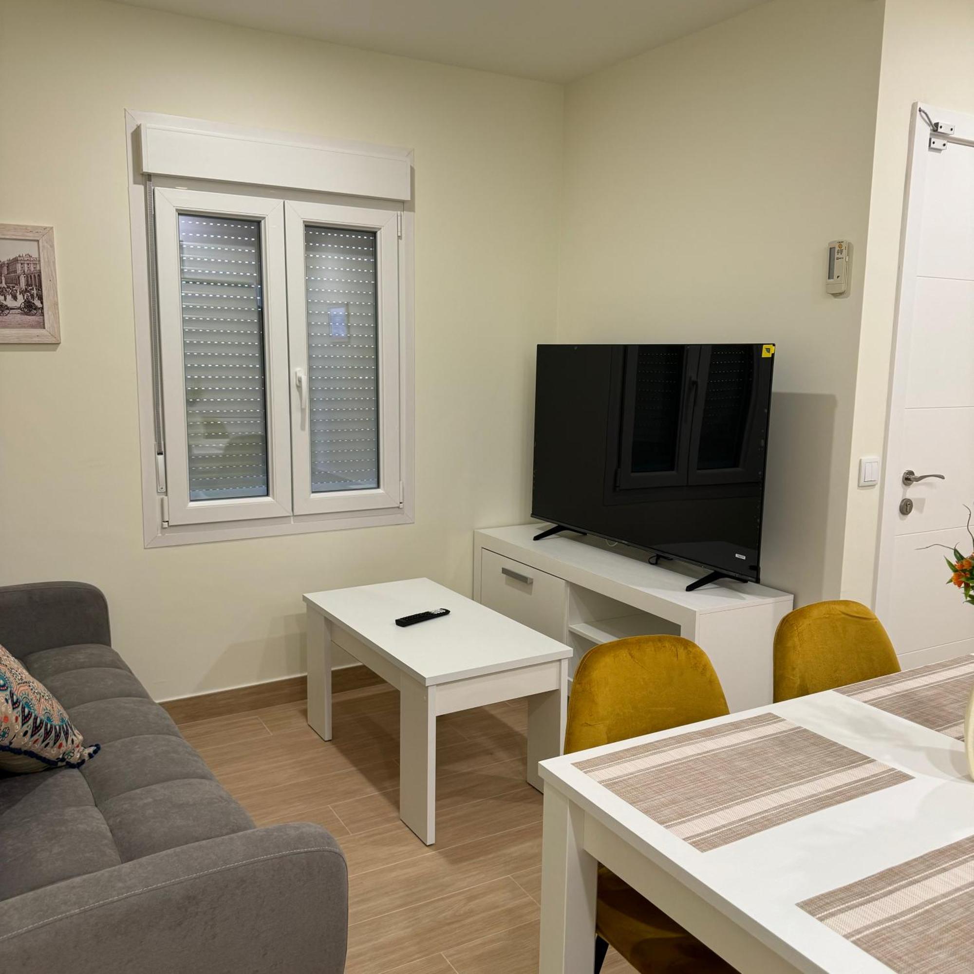 Jardines - Apartamentos & Estudio シエンポスエロス エクステリア 写真